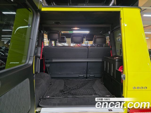 Mercedes-Benz G-Class G500