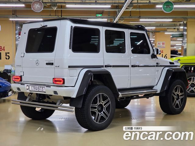 Mercedes-Benz G-Class G500