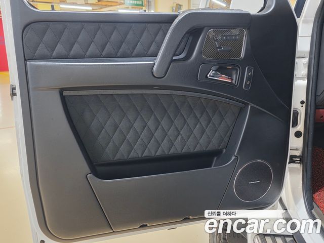 Mercedes-Benz G-Class G500