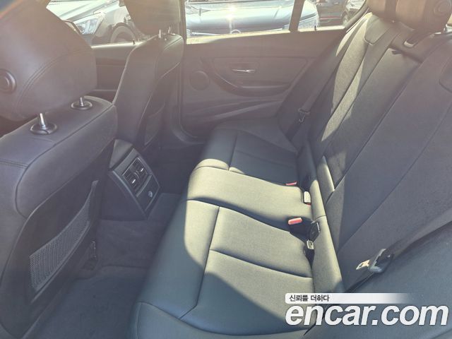 BMW 3-Series 320d