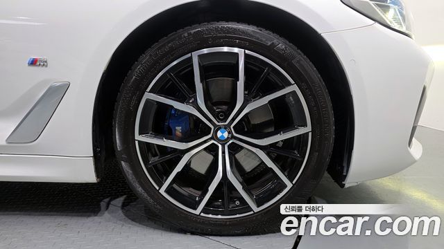 BMW 5-Series 530i M Sport Package