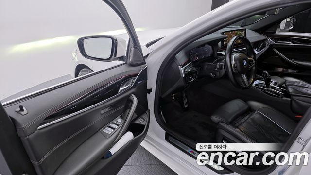 BMW 5-Series 530i M Sport Package