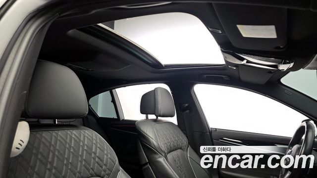 BMW 5-Series 530i M Sport Package
