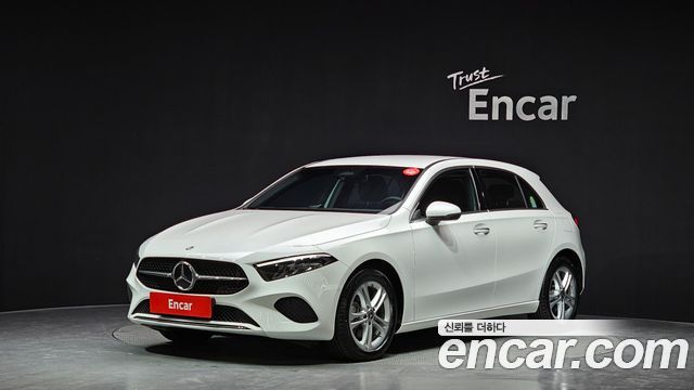 Mercedes-Benz A-Class A220 Hatchback