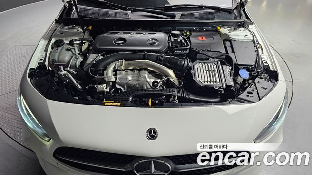 Mercedes-Benz A-Class A220 Hatchback