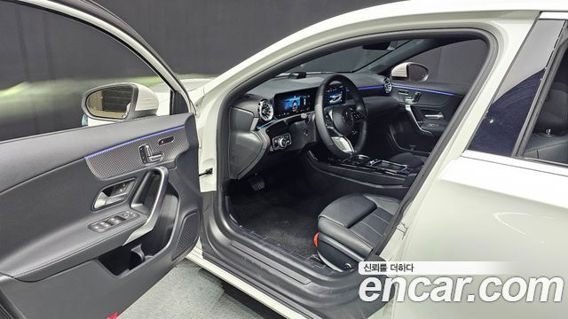Mercedes-Benz A-Class A220 Hatchback