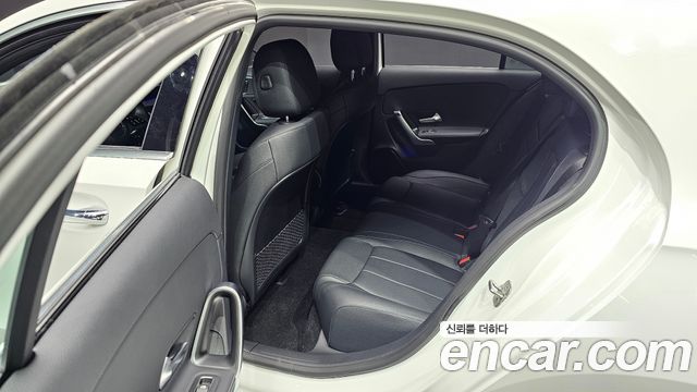 Mercedes-Benz A-Class A220 Hatchback