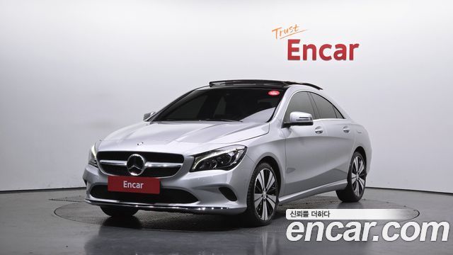 Mercedes-Benz CLA-Class CLA250 4MATIC