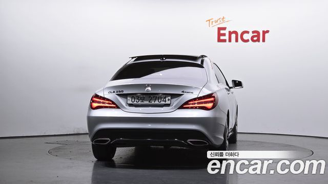 Mercedes-Benz CLA-Class CLA250 4MATIC