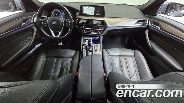 BMW 5-Series 530i xDrive M Sport Package Plus