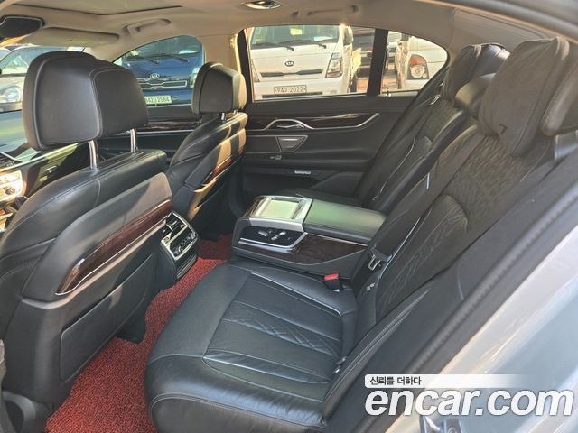 BMW 7-Series 730d xDrive