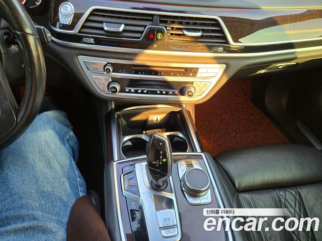 BMW 7-Series 730d xDrive