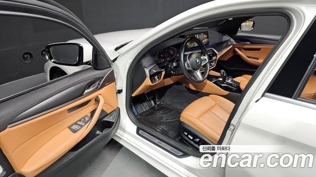 BMW 5-Series 520i M Sport