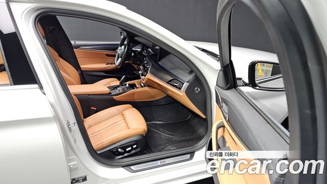 BMW 5-Series 520i M Sport