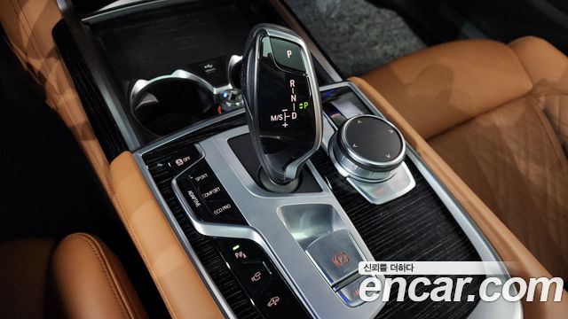 BMW 7-Series 730d xDrive M Sport