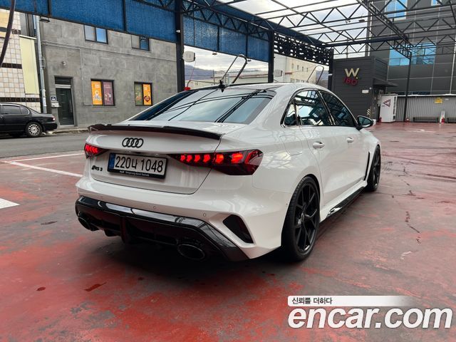 Audi RS3 2.5 TFSI Quattro Carbon Edition