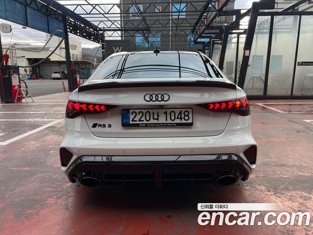 Audi RS3 2.5 TFSI Quattro Carbon Edition