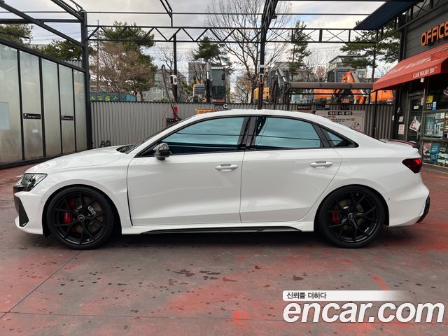 Audi RS3 2.5 TFSI Quattro Carbon Edition