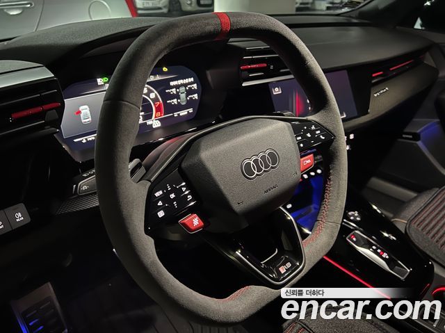 Audi RS3 2.5 TFSI Quattro Carbon Edition