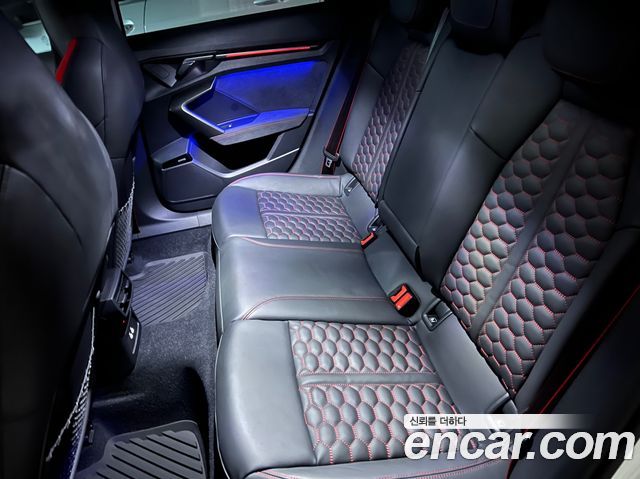 Audi RS3 2.5 TFSI Quattro Carbon Edition