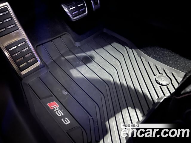 Audi RS3 2.5 TFSI Quattro Carbon Edition