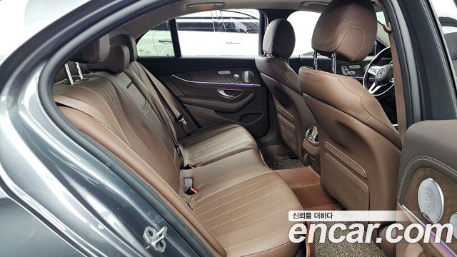 Mercedes-Benz E-Class E300 Exclusive