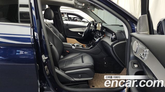 Mercedes-Benz GLC-Class GLC350e 4MATIC Premium
