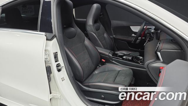 Mercedes-Benz CLA-Class CLA250 4MATIC