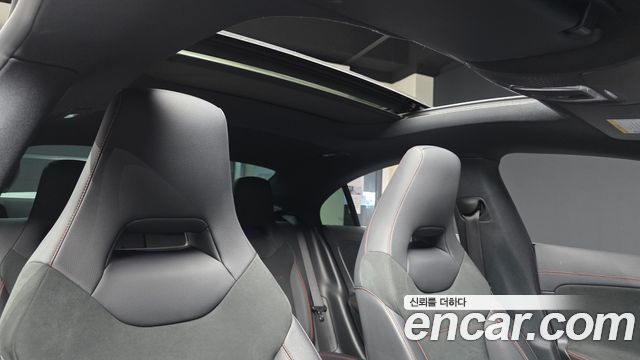 Mercedes-Benz CLA-Class CLA250 4MATIC