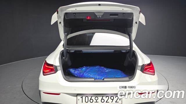 Mercedes-Benz CLA-Class CLA250 4MATIC