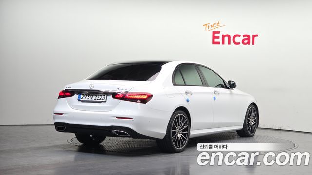 Mercedes-Benz E-Class E350 4MATIC AMG Line