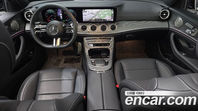 Mercedes-Benz E-Class E350 4MATIC AMG Line