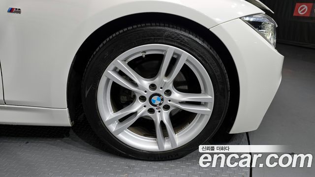 BMW 3-Series 330i M Sport
