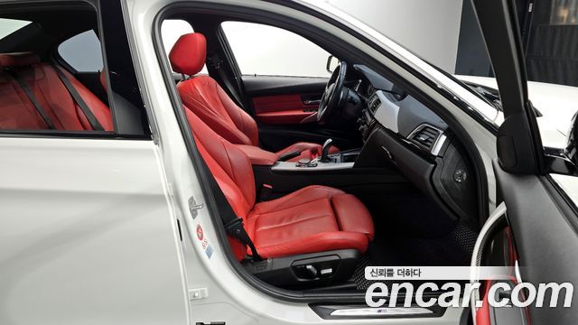 BMW 3-Series 330i M Sport