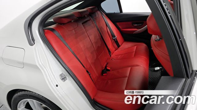 BMW 3-Series 330i M Sport