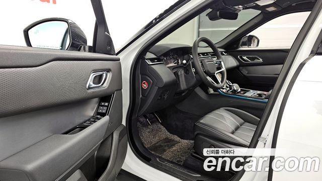 Land Rover Range Rover Velar 2.0 P250 R-Dynamic SE