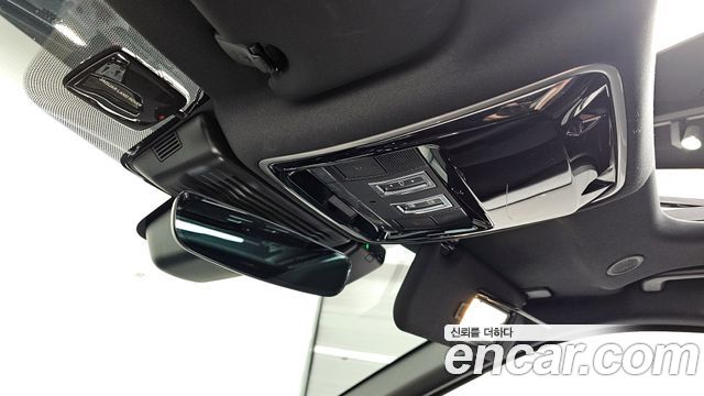 Land Rover Range Rover Velar 2.0 P250 R-Dynamic SE