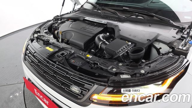 Land Rover Range Rover Evoque P250 Dynamic SE