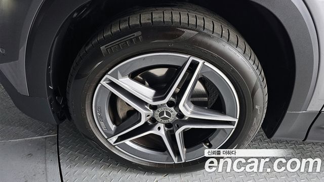 Mercedes-Benz GLB-Class GLB250 4MATIC