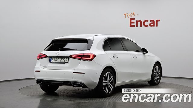 Mercedes-Benz A-Class A220 Hatchback