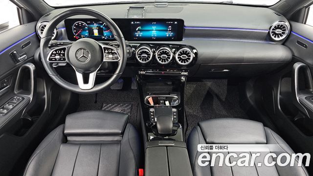 Mercedes-Benz A-Class A220 Hatchback