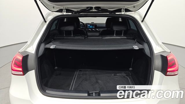 Mercedes-Benz A-Class A220 Hatchback