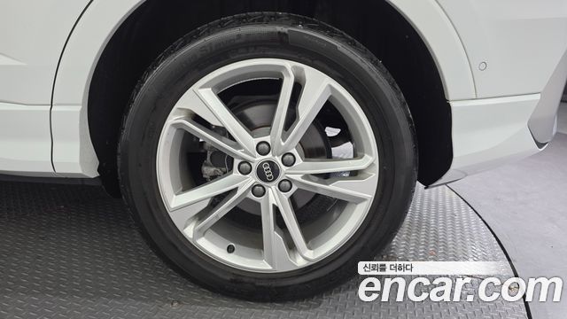 Audi Q3 35 TDI Premium Sportback