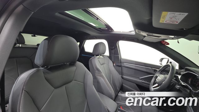 Audi Q3 35 TDI Premium Sportback