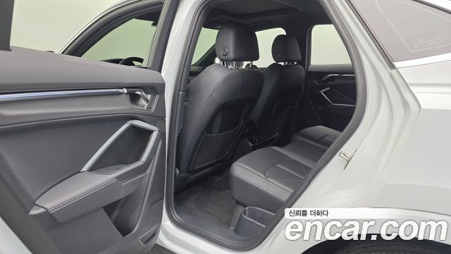 Audi Q3 35 TDI Premium Sportback