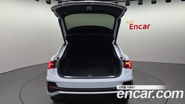 Audi Q3 35 TDI Premium Sportback