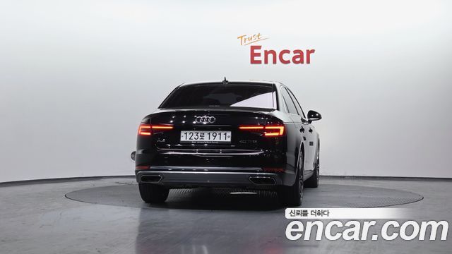 Audi A4 40 TFSI Premium