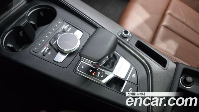 Audi A4 40 TFSI Premium