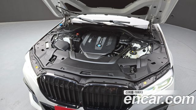 BMW 7-Series 730d xDrive M Sport