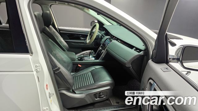 Land Rover Discovery Sport P250 SE